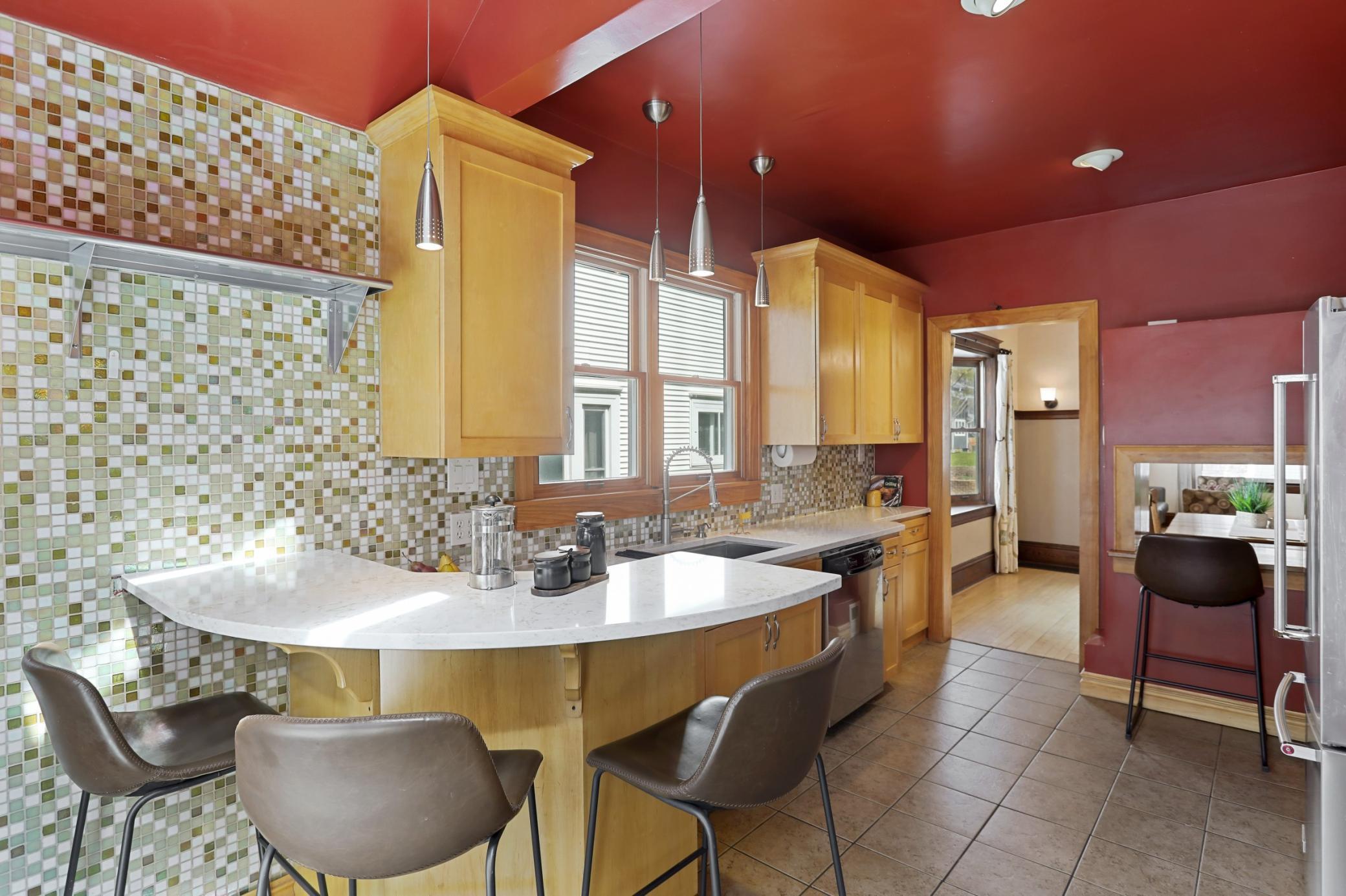 Updated Kitchen, Plenty of Counter Space and Eat-in Kitchen Bar