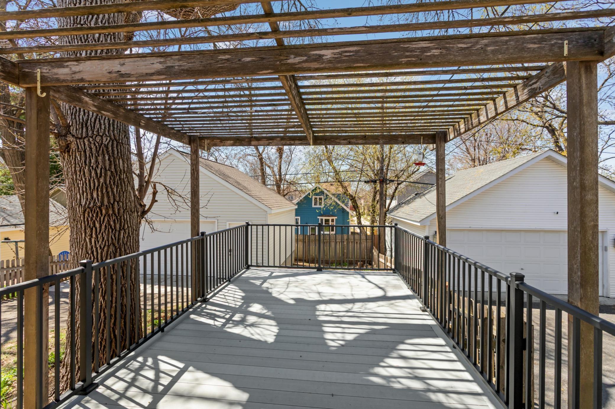 Maintenance Free Decking with Pergola!