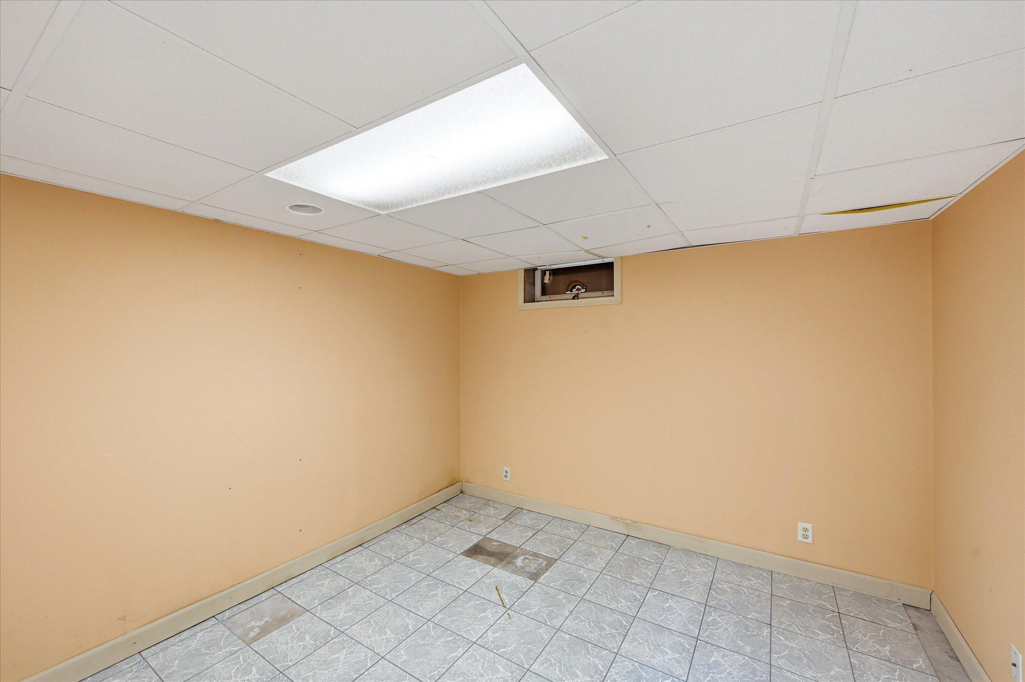 49-14649 283 1_2 Ave NW [3041113]- 049.jpg