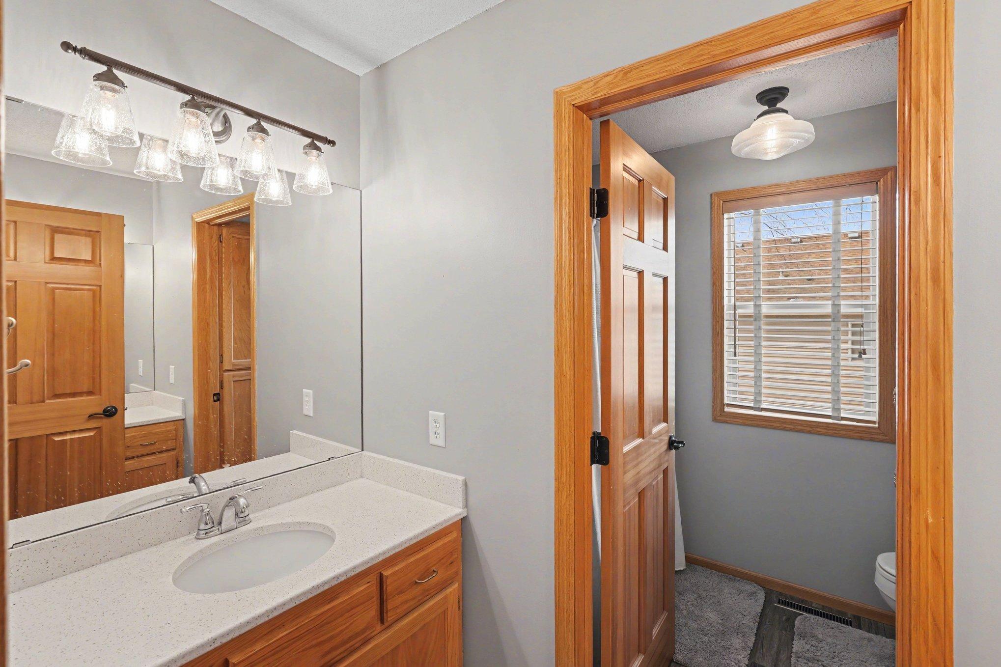 Main floor 3/4 bathroom