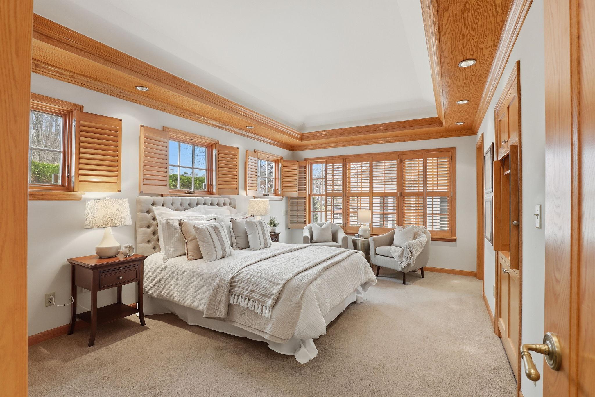 Main floor primary with 3/4 bath