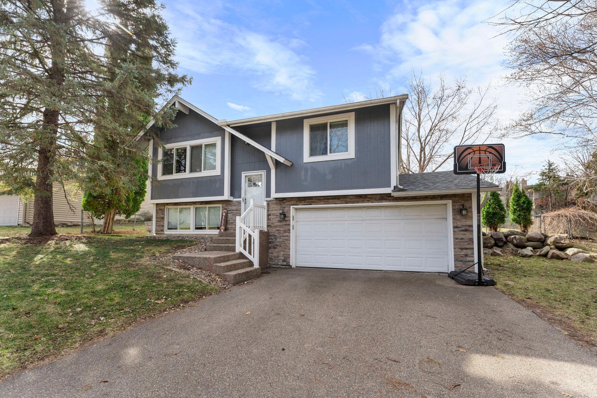 4-web-or-mls-8509 Morgan Ln-28.jpg