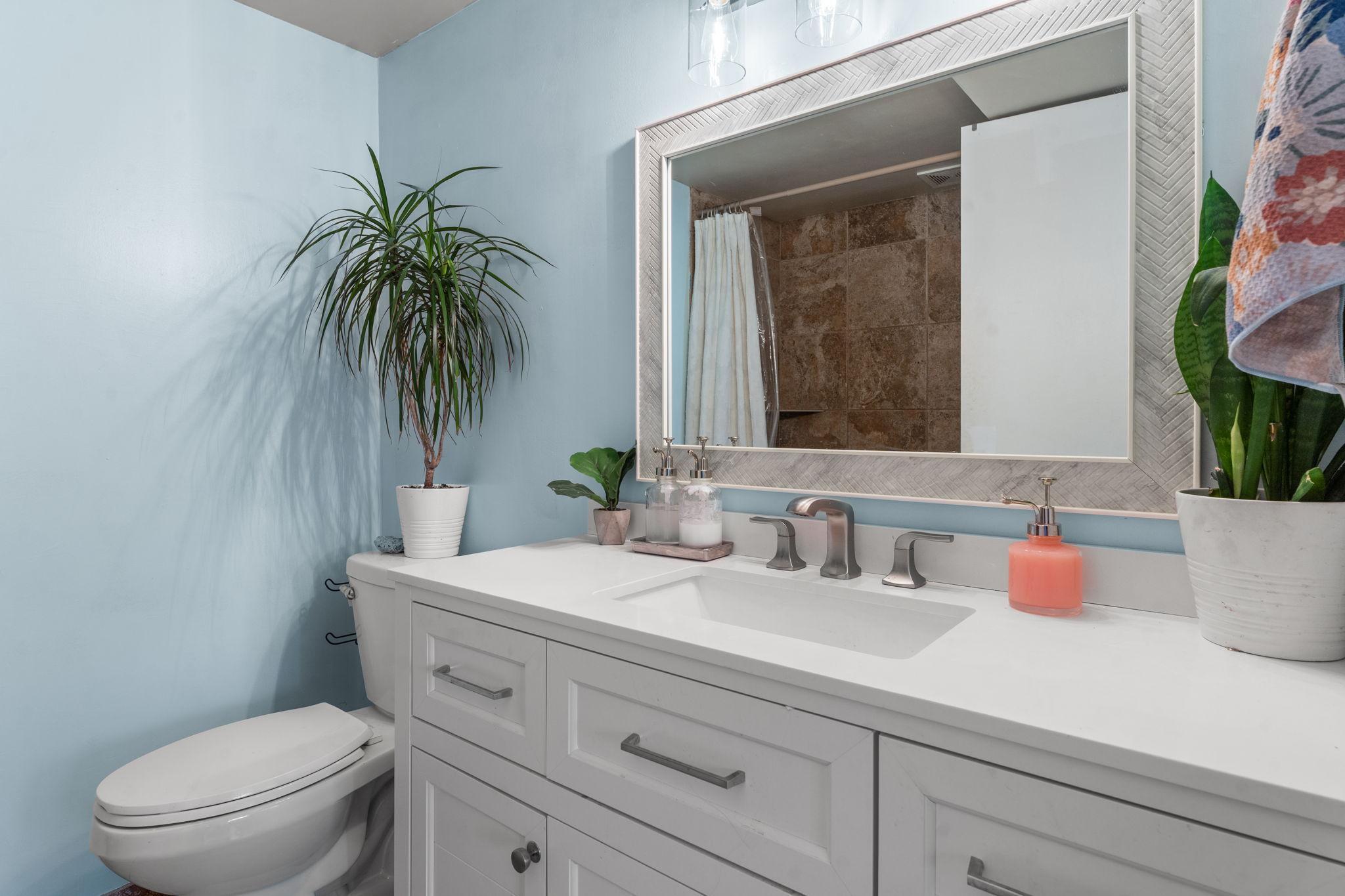 21-web-or-mls-8509 Morgan Ln-208.jpg