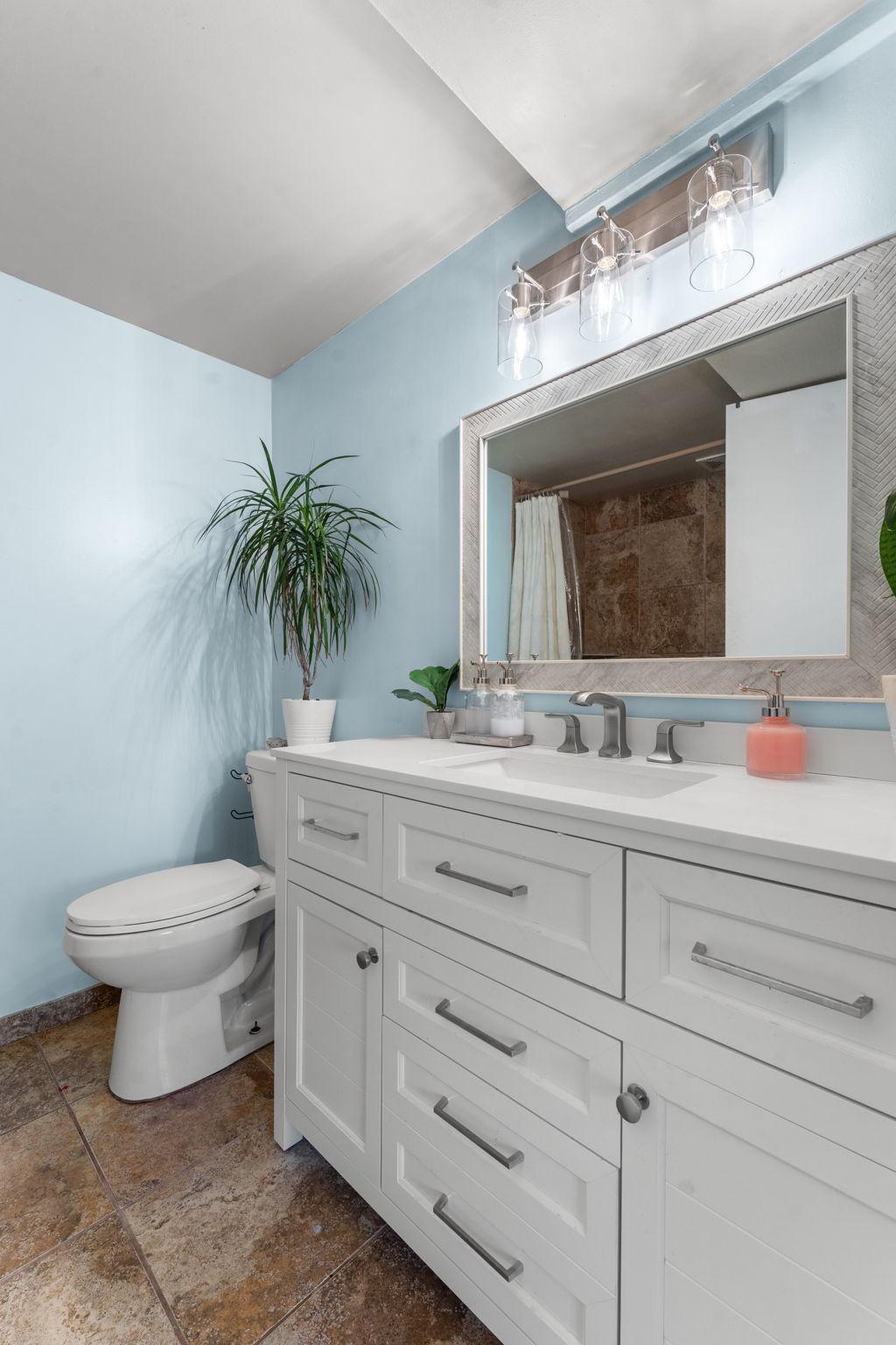 22-web-or-mls-8509 Morgan Ln-213.jpg