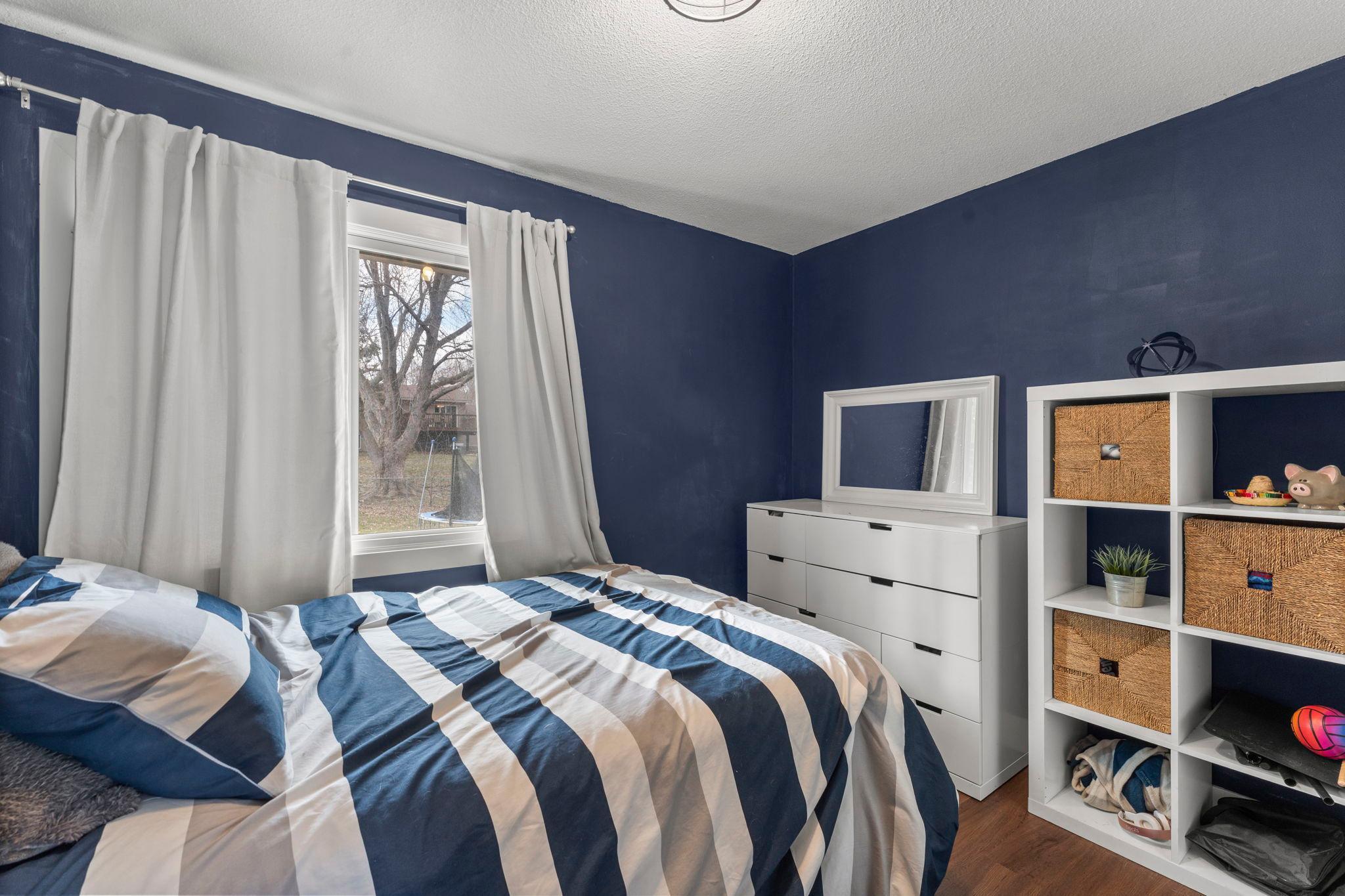 23-web-or-mls-8509 Morgan Ln-118.jpg