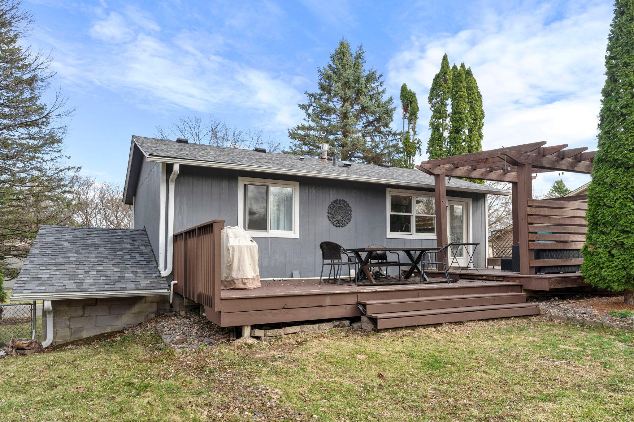 40-web-or-mls-8509 Morgan Ln-41.jpg