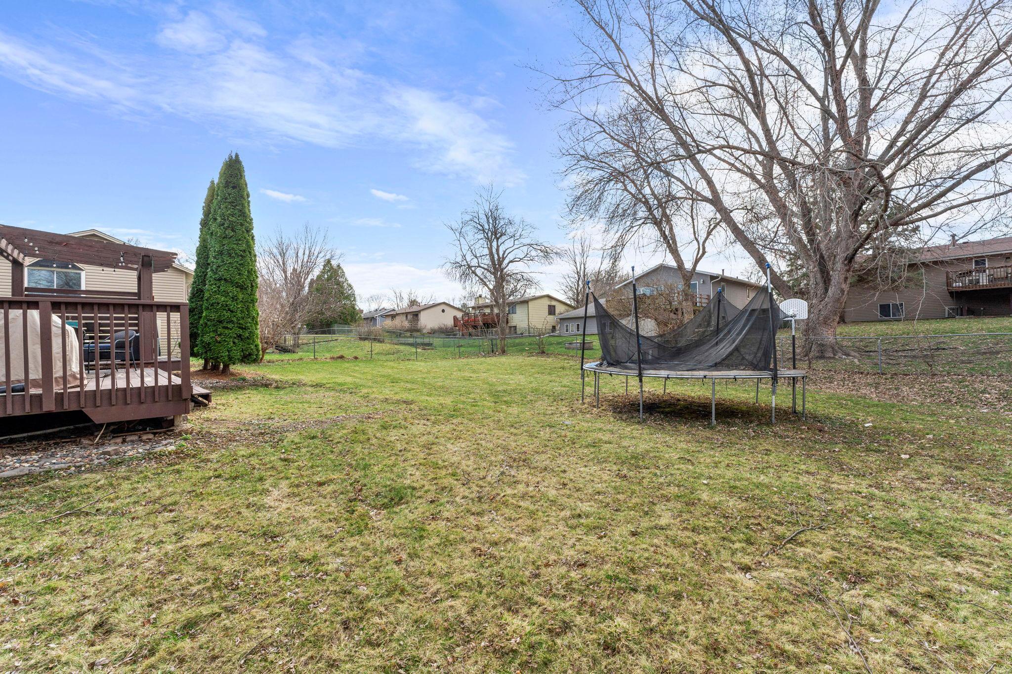 42-web-or-mls-8509 Morgan Ln-53.jpg