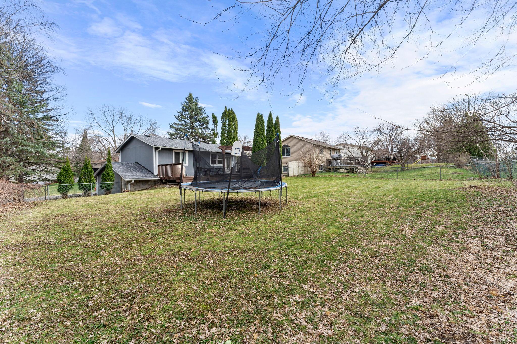 43-web-or-mls-8509 Morgan Ln-58.jpg