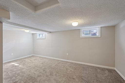 3333 Chippewa Road, Hopkins, MN 55305