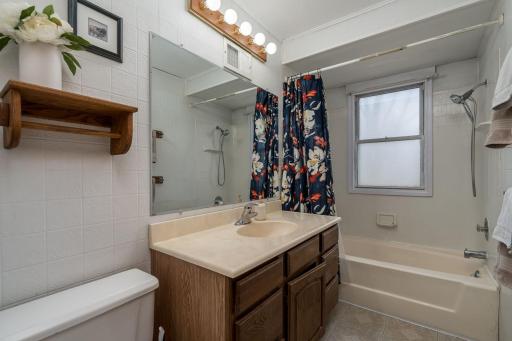 130 Haynes Street, Mankato, MN 56001