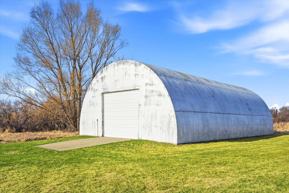Quonset hut
