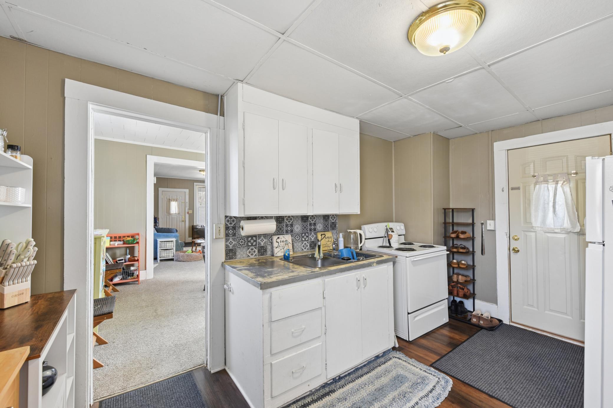 Unit 155 Kitchen