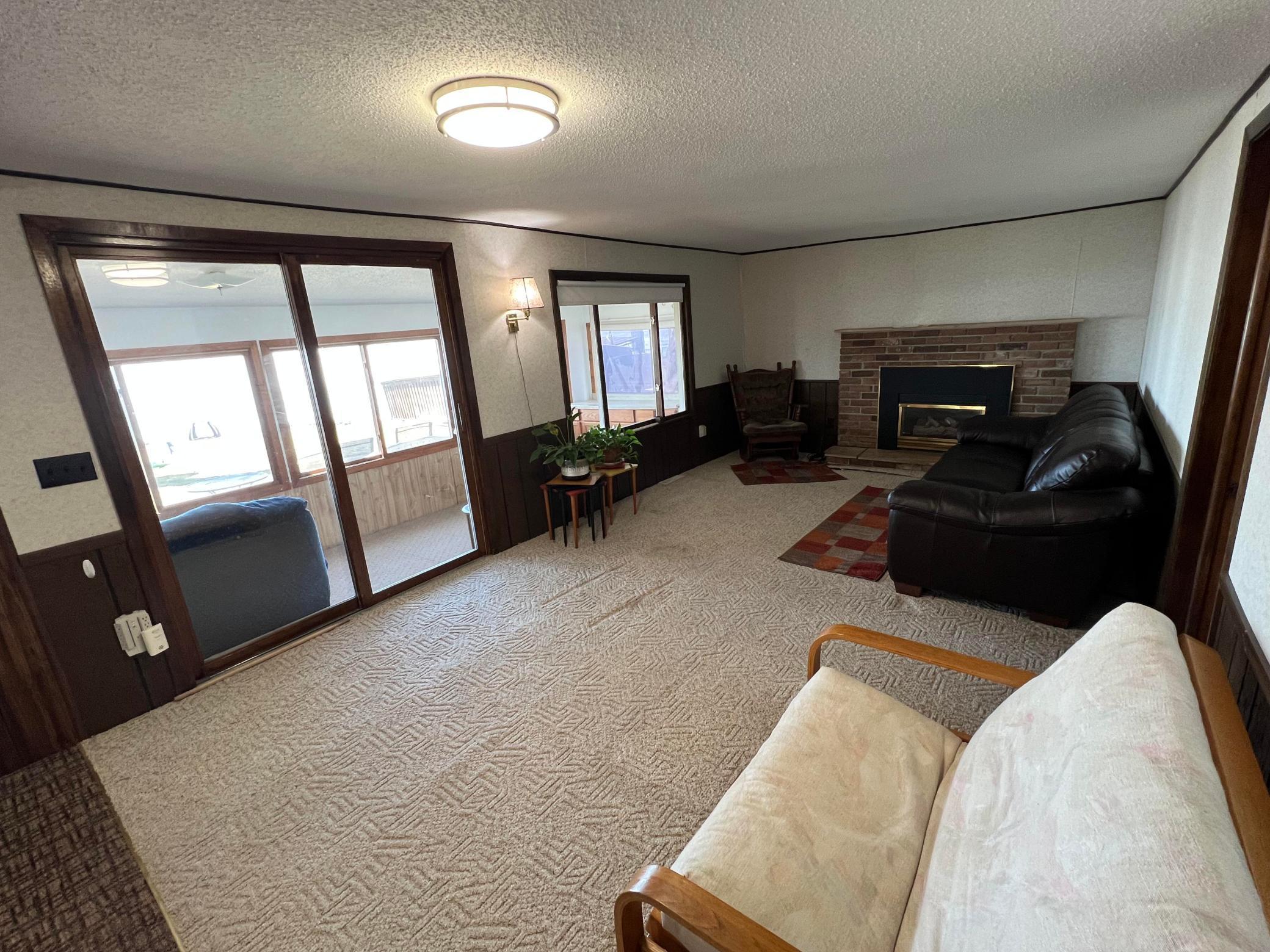 Living Room Faces Lake Mille Lacs