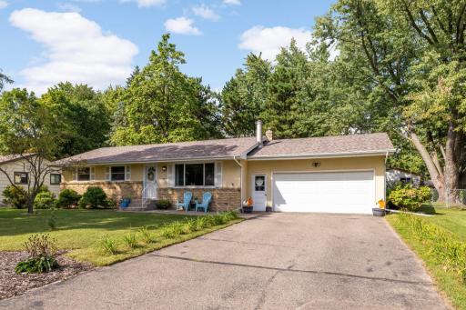 683 Tanglewood Drive, Shoreview, MN 55126