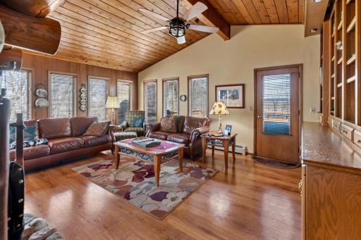 234 County Road 6 SW, Annandale, MN 55302