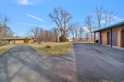 234 County Road 6 SW, Annandale, MN 55302