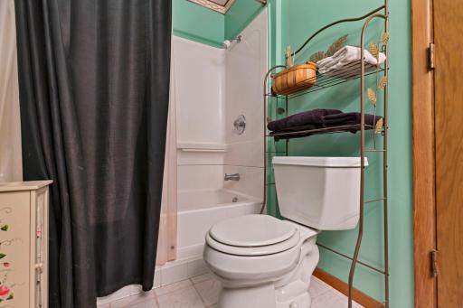 234 County Road 6 SW, Annandale, MN 55302