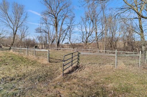 234 County Road 6 SW, Annandale, MN 55302
