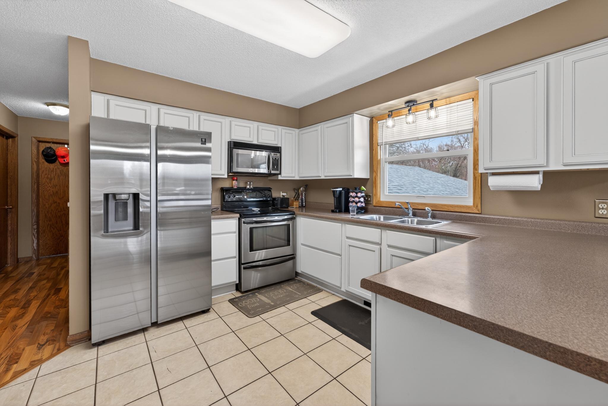 Kitchen Stainless Steal Appliances