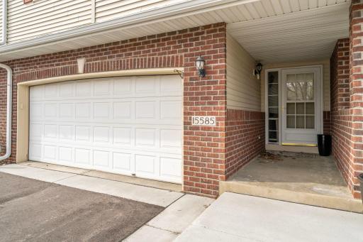 4-web-or-mls-15585 Cherry Path Rosemount MN_0004.jpg