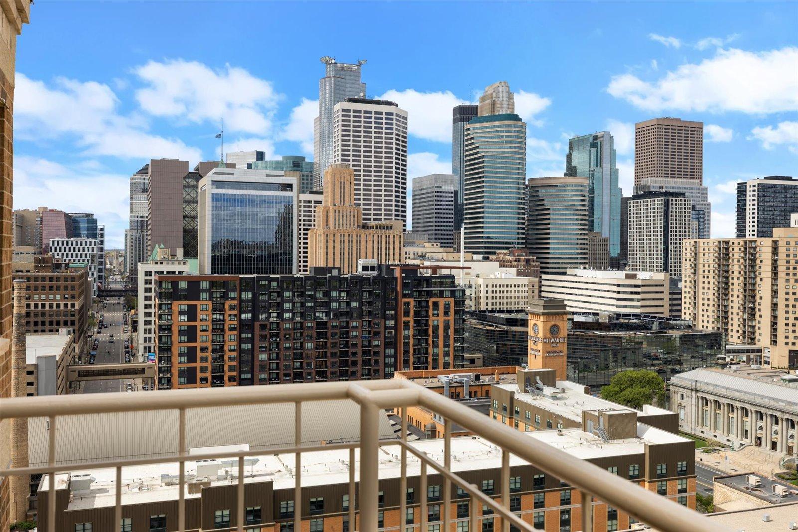 Balcony View - Southwest Facing(Downtown Skyline)