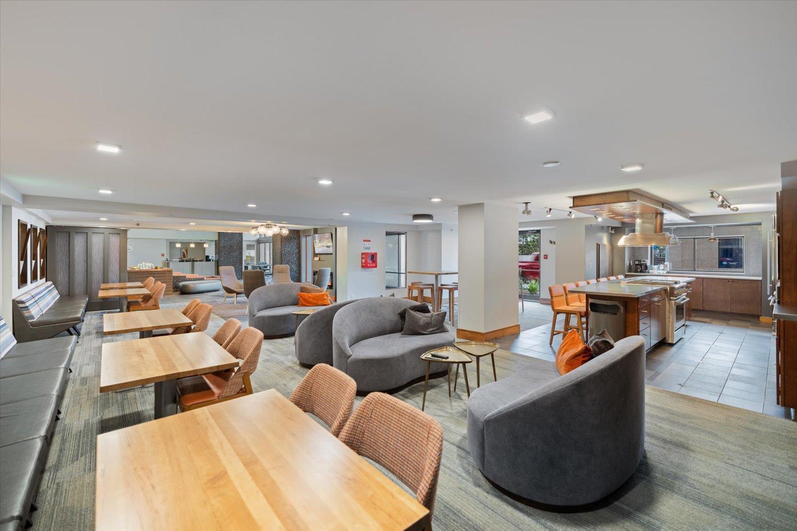 Lobby Social Room