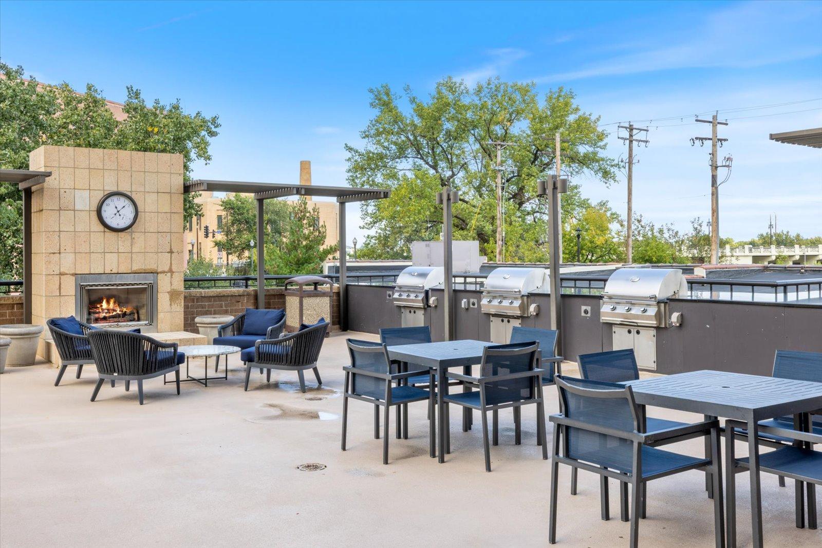 Promenade Deck/Grill Area