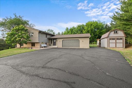 810 Antler Ridge, Hudson, WI 54016