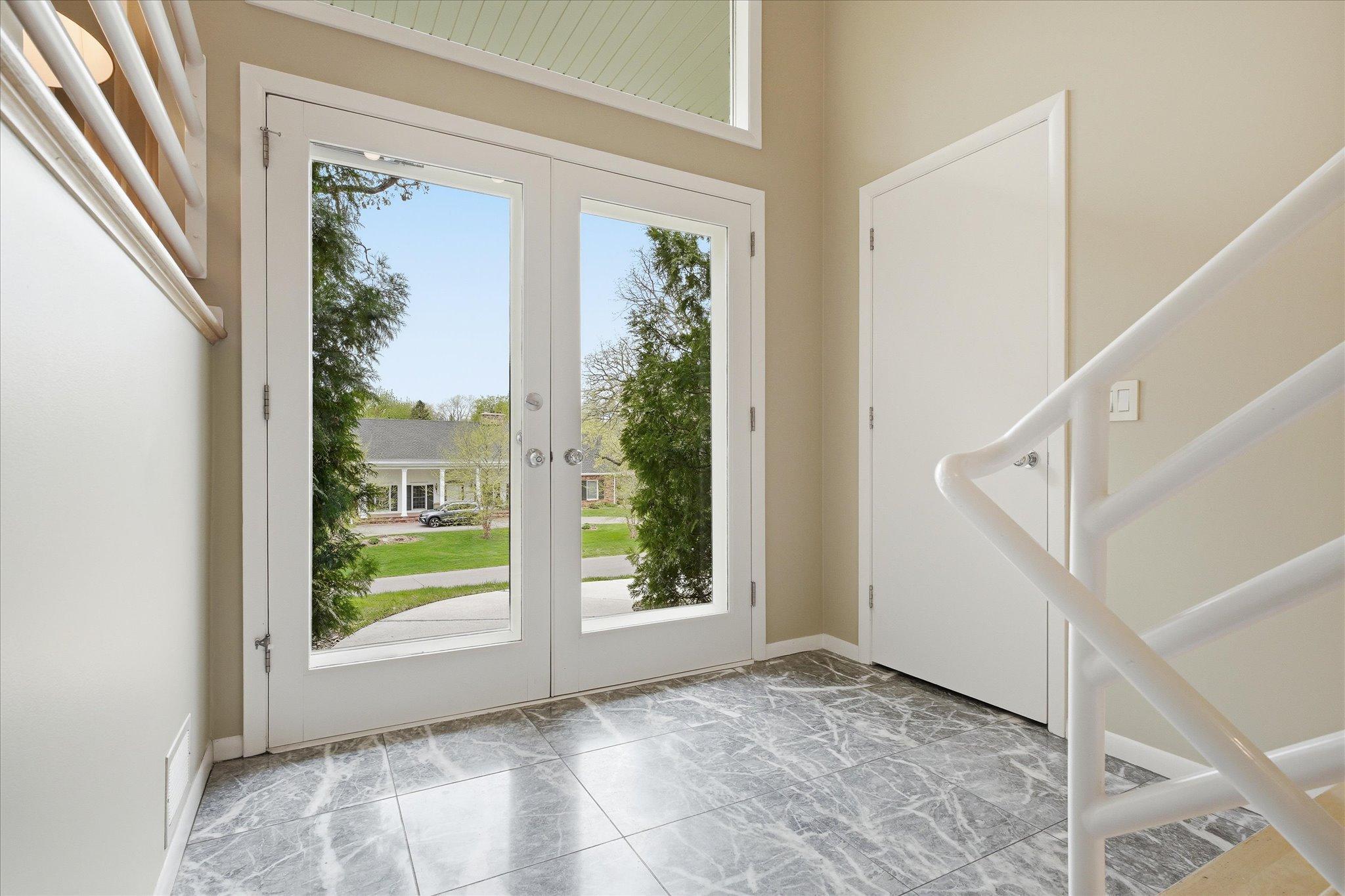 14-5717 View Lane [3027594]- 014.jpg