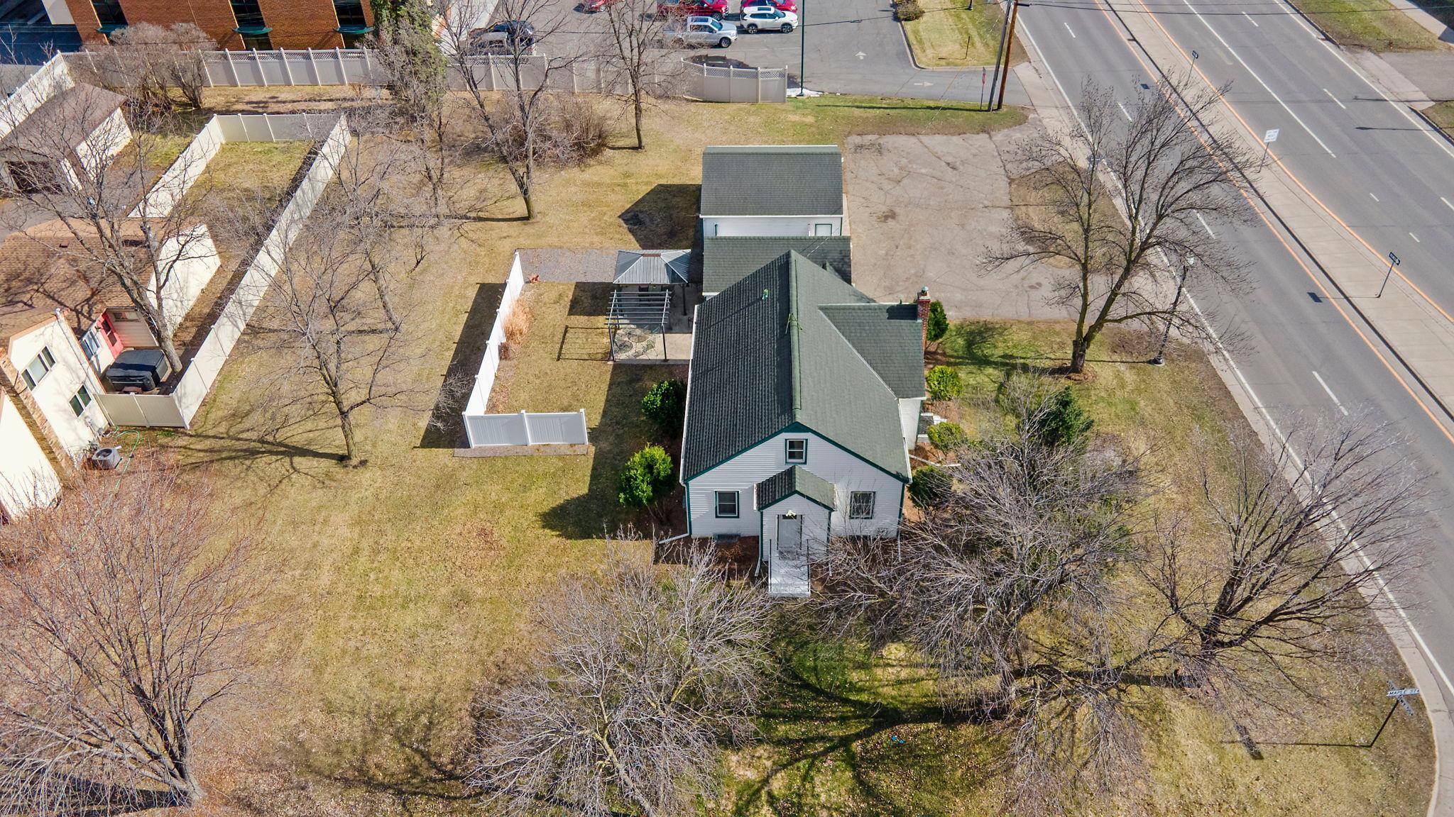 Conveniently located just off Highway 55, this home offers an easy commute and quick access to nearby restaurants, shopping, and several parks within walking distance.