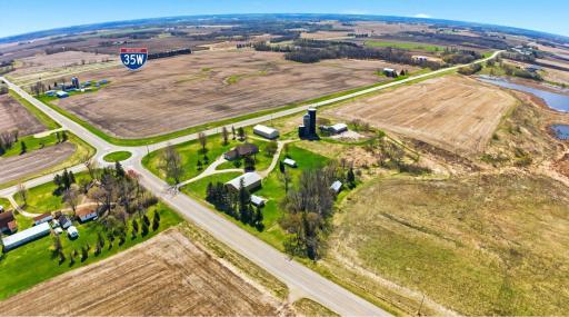 Only 1/2 mile from 35W! Easy access to metro