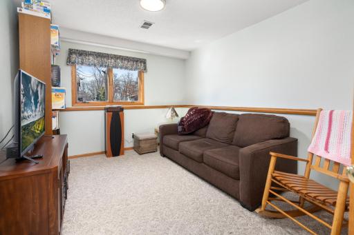 20260319-912_9thStNE_LittleFalls_Interior-14.jpg