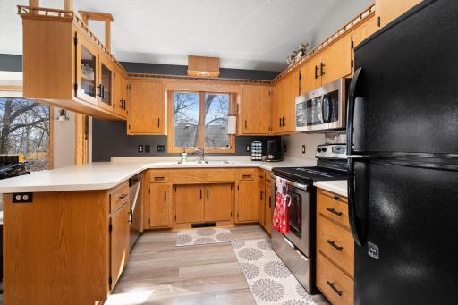 20260319-912_9thStNE_LittleFalls_Interior-1.jpg