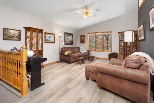 20260319-912_9thStNE_LittleFalls_Interior-4.jpg