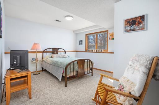 20260319-912_9thStNE_LittleFalls_Interior-13.jpg