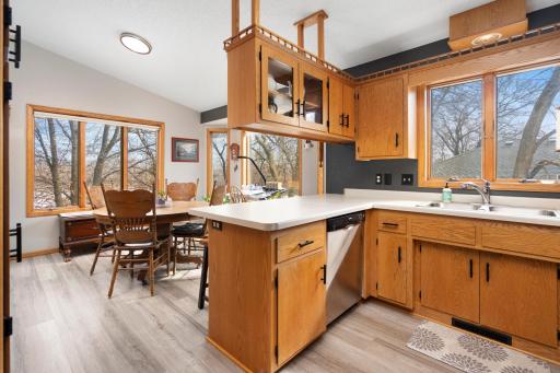 20260319-912_9thStNE_LittleFalls_Interior-3.jpg