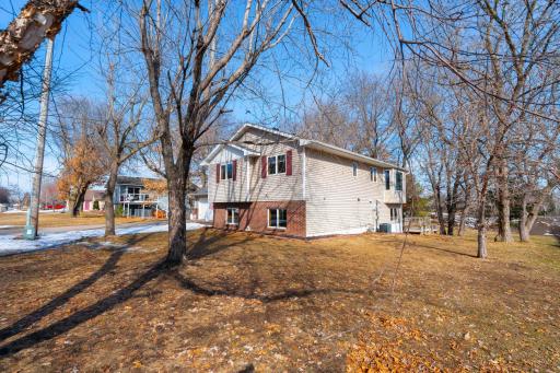 20260319-912_9thStNE_LittleFalls_Exterior-6.jpg