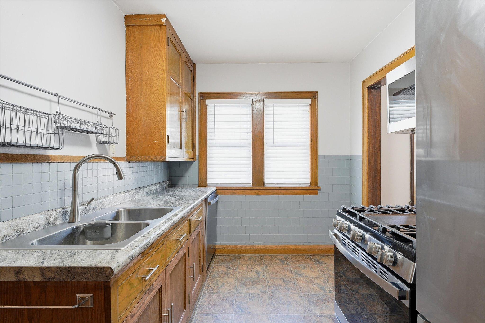 Unit one kitchen view 4.