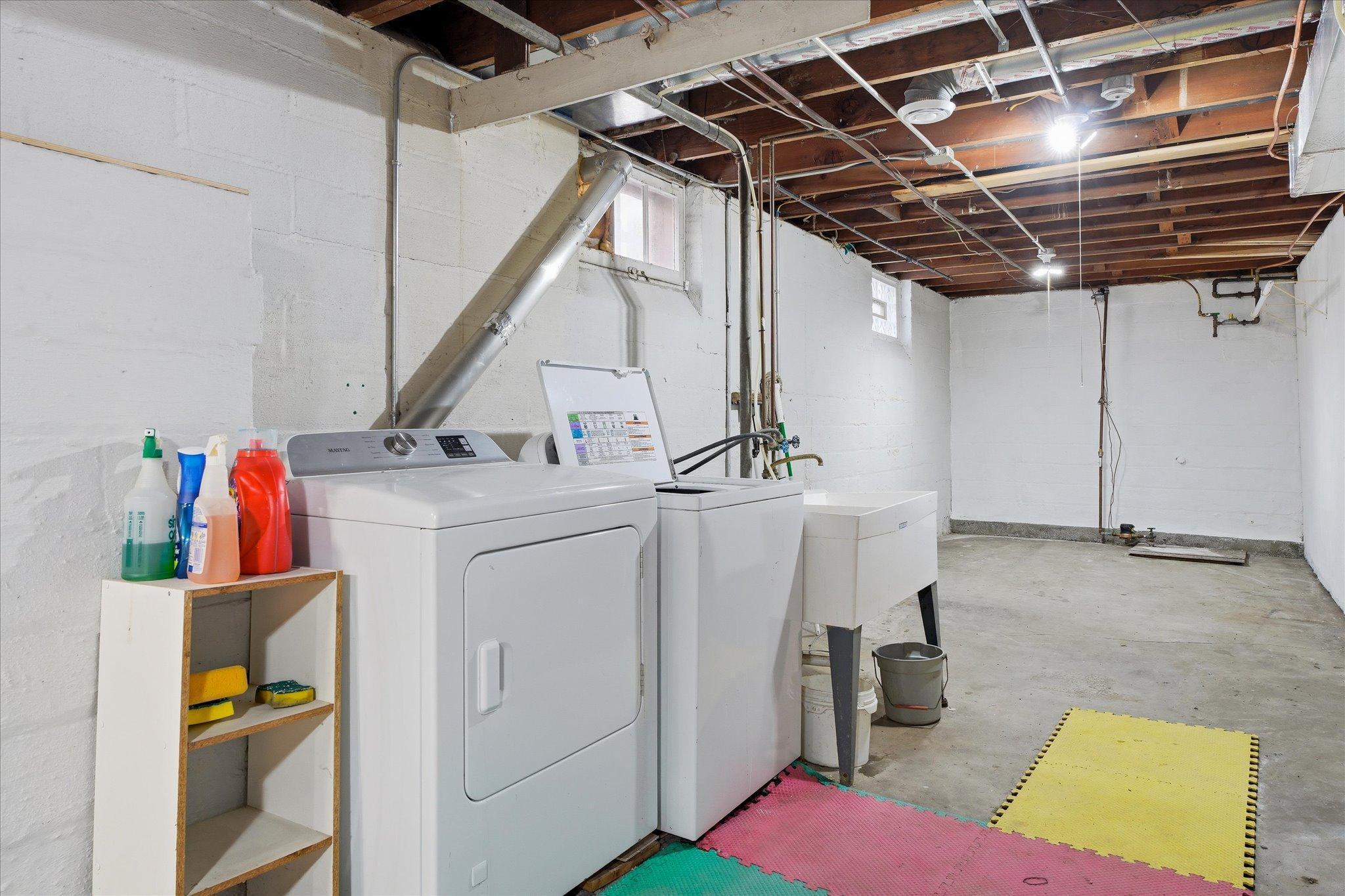 Unit 1 basement laundry.