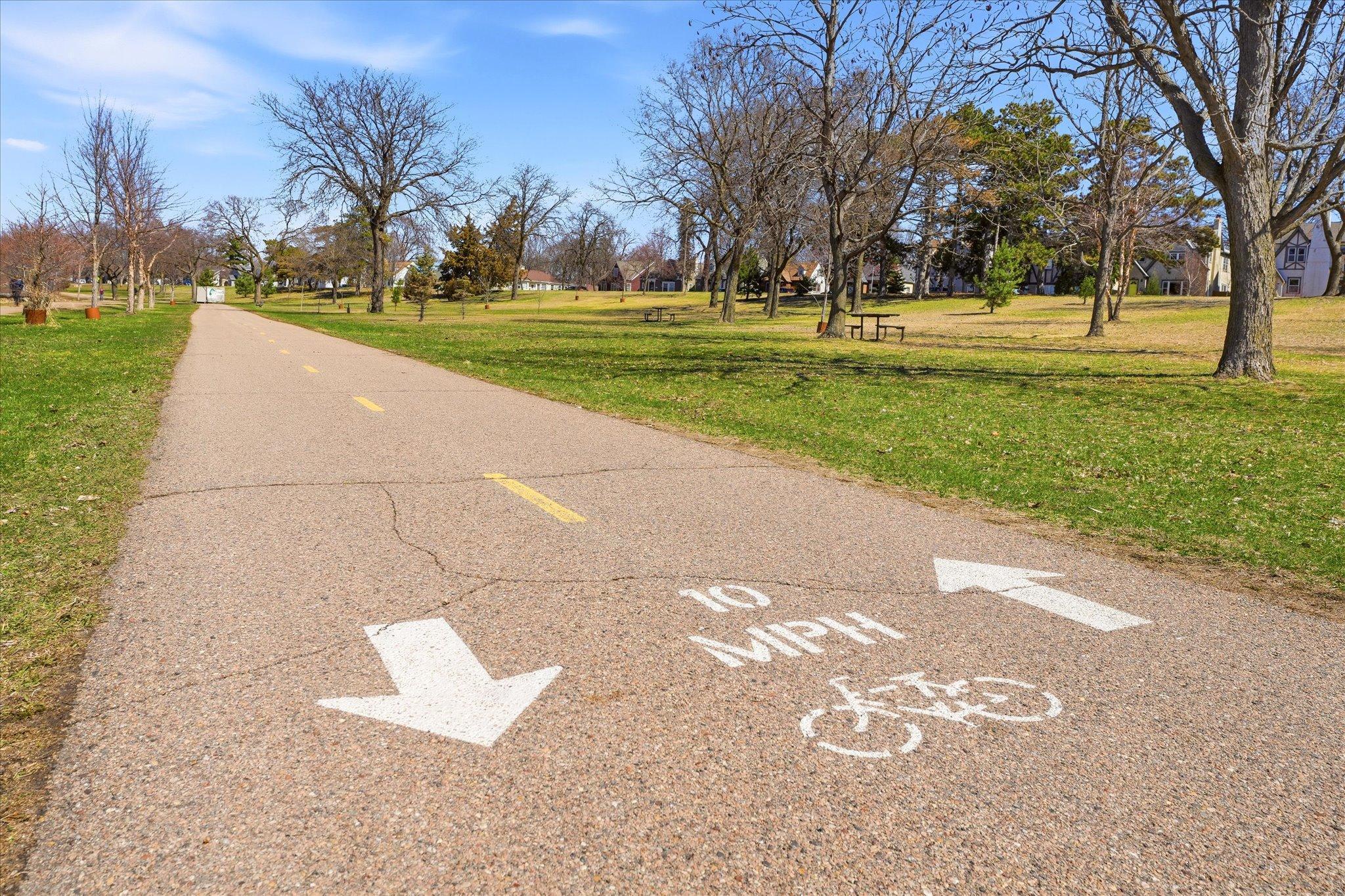 Bike trails that lead to Parkway / Chain of lakes.