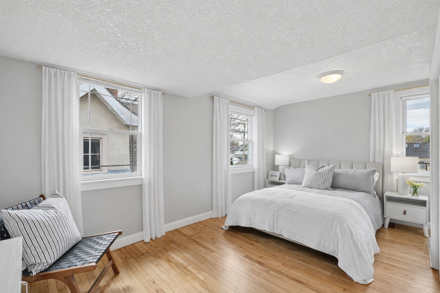 Large upper level bedroom