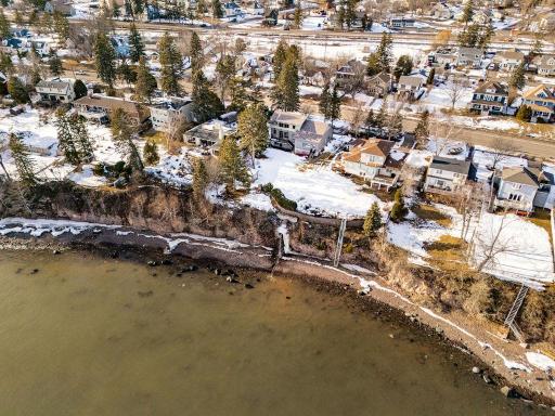 5220 London Road, Duluth, MN 55804