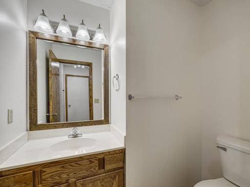 1120 Pecks Woods Drive, Saint Paul, MN 55112
