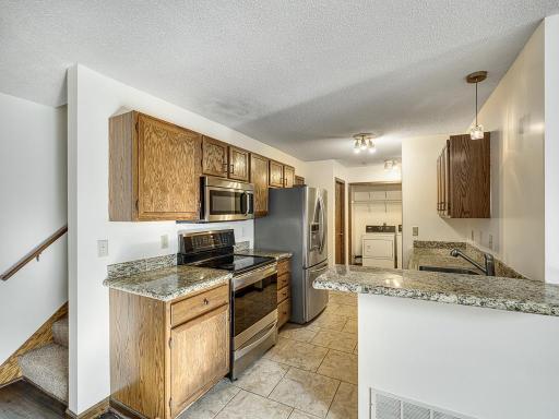 1120 Pecks Woods Drive, Saint Paul, MN 55112