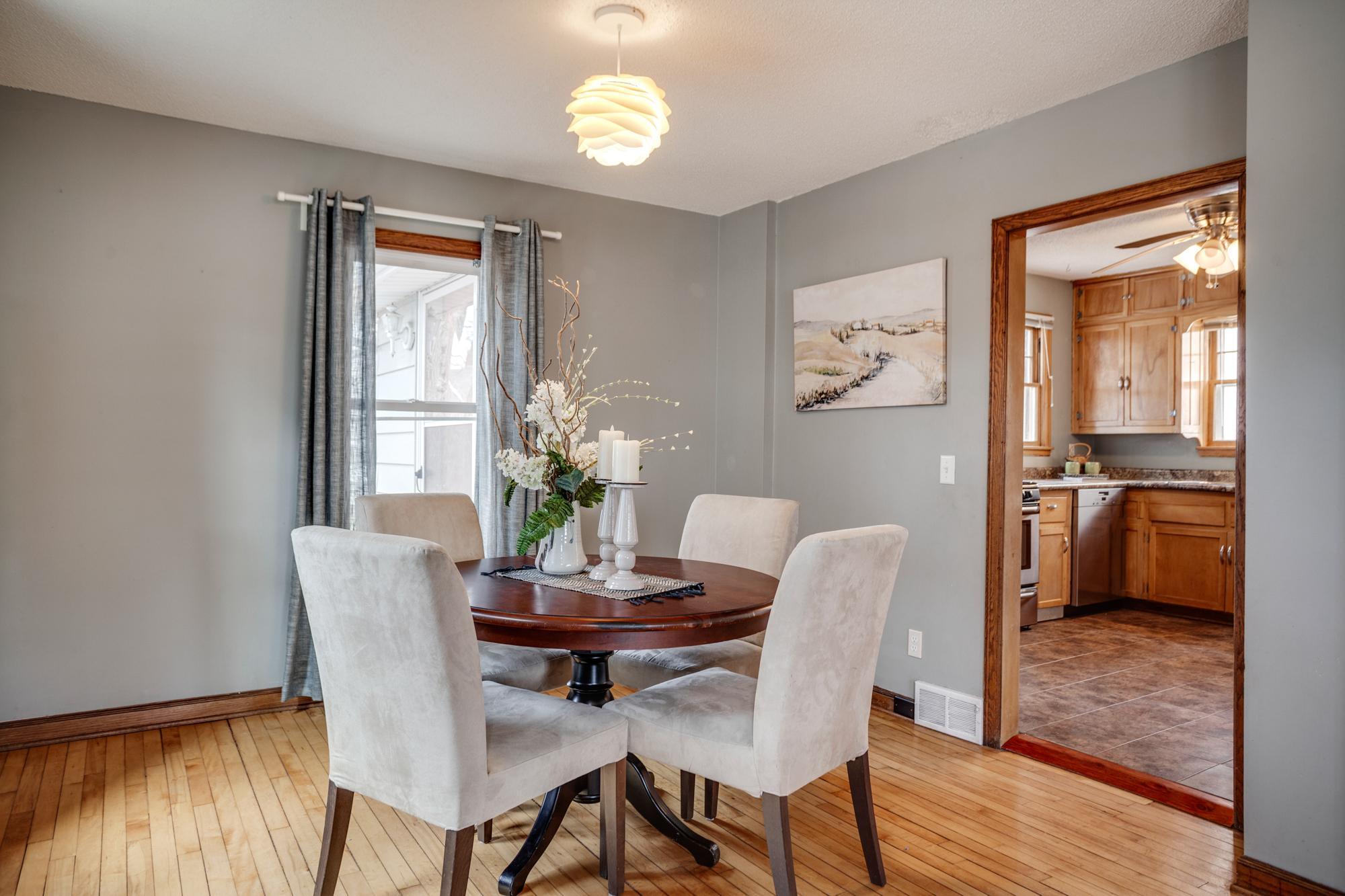 Dining into Kitchen.jpg