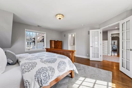 224 Oakwood Road, Hopkins, MN 55343