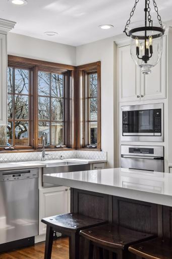 224 Oakwood Road, Hopkins, MN 55343