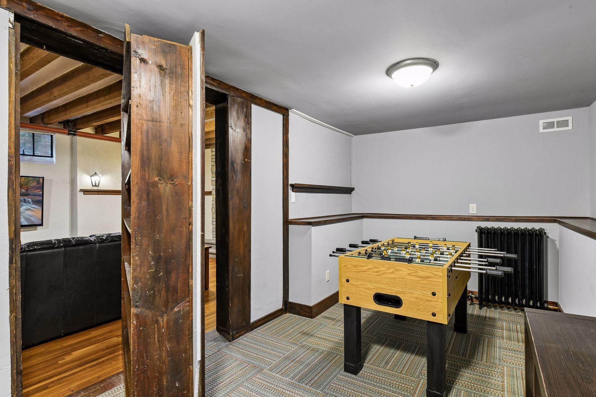 Exercise and game room