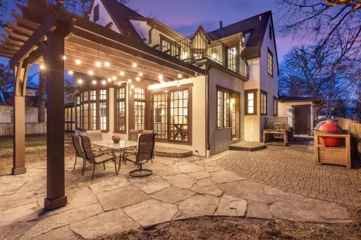 224 Oakwood Road, Hopkins, MN 55343