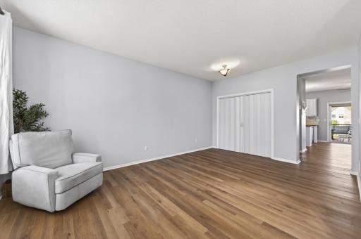 15105 Dupont Path, Saint Paul, MN 55124